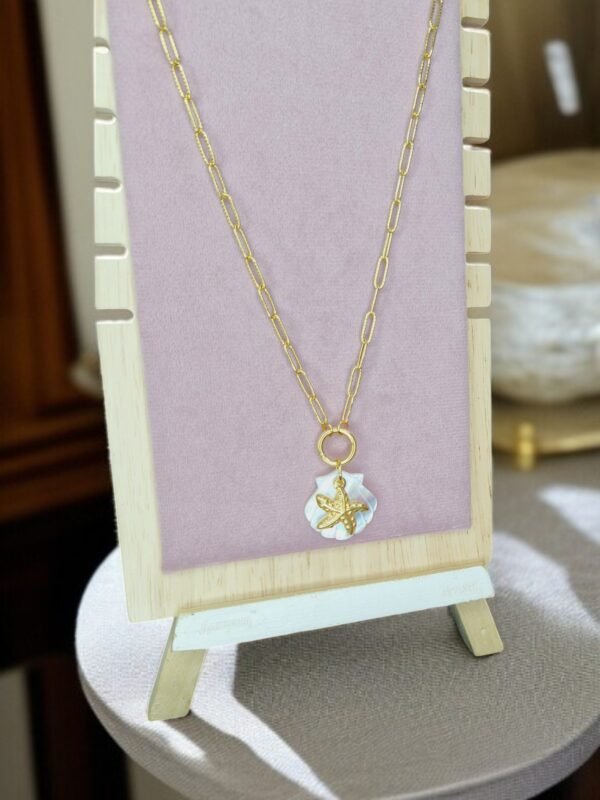 Golden Link Chain Necklace with Starfish Charm