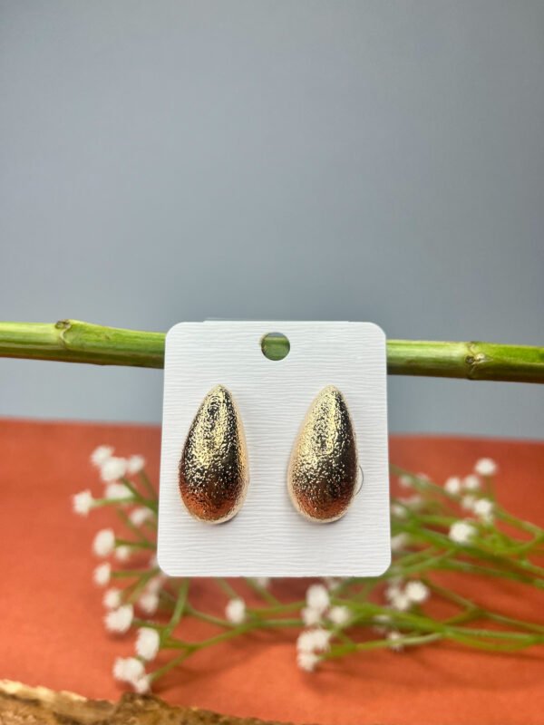 Gold Textured Teardrop Stud Earrings - Image 2