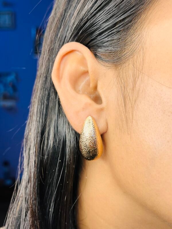 Gold Textured Teardrop Stud Earrings - Image 6