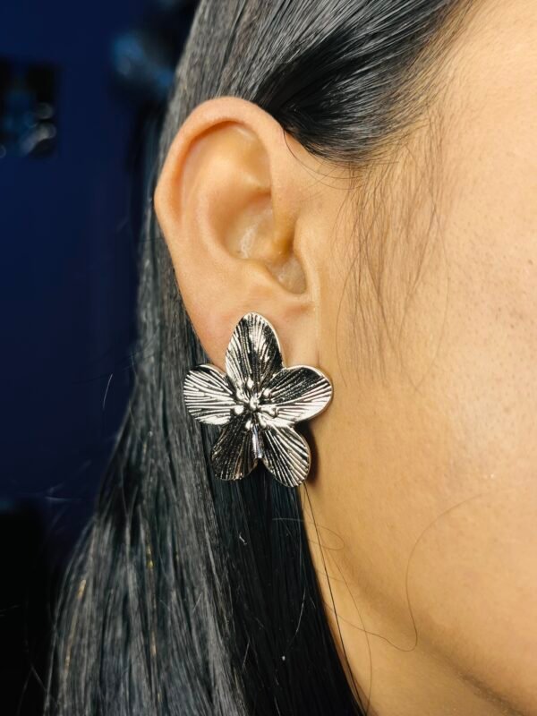 Silver Flower Stud Earrings - Image 5